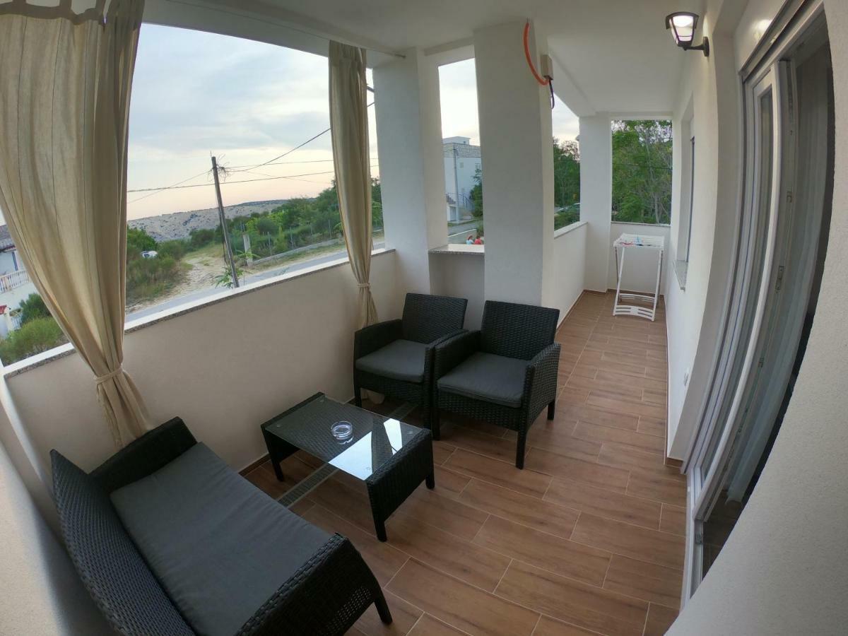 Apartmani Zekic Lopar Exterior foto